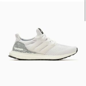 Adidas Ultra Boost DNA
White Black Pattern (Women's)